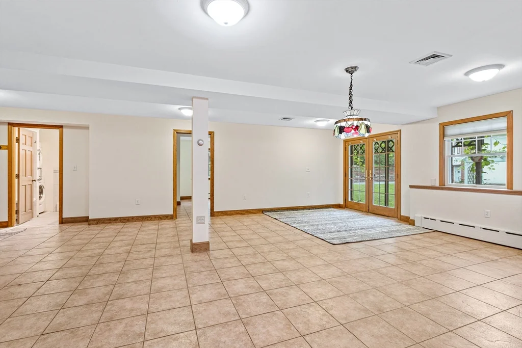6 bed, 4+ bath apartment for rent at 282 High St, Winchester — photo 27 of 27