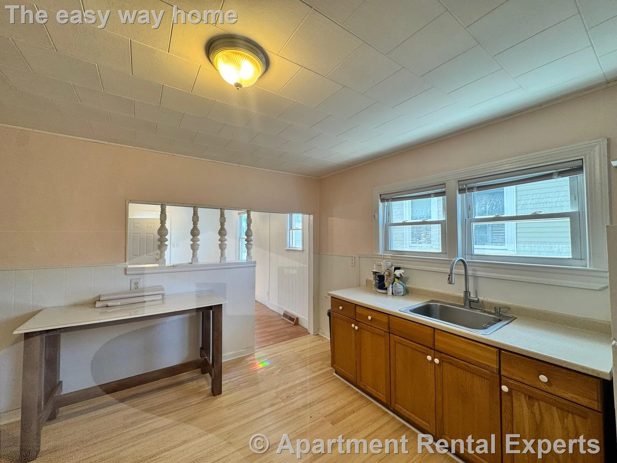 2 bed, 1 bath apartment for rent at 282 Lowell St, Magoun Square — photo 2 of 14