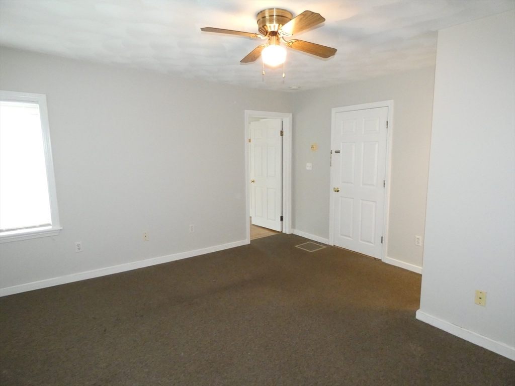 1 bed, 1 bath apartment for rent at 282 Main St Unit 2, Stoneham — photo 4 of 7