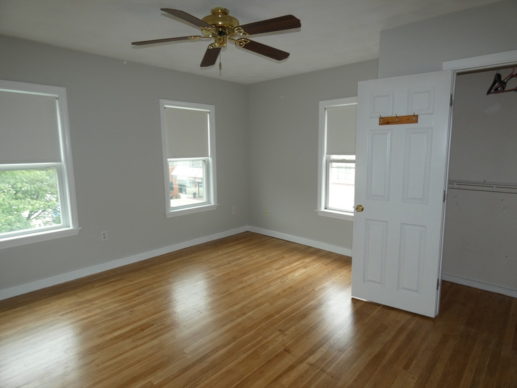 1 bed, 1 bath apartment for rent at 282 Main St Unit 2, Stoneham — photo 2 of 7