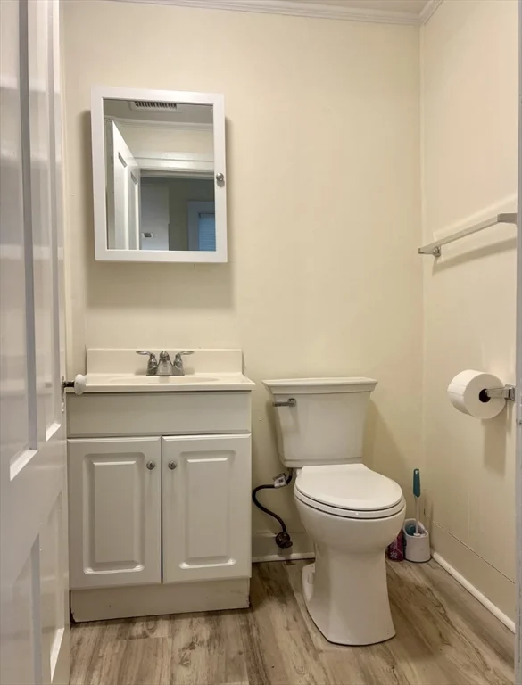 1 bed, 1 bath apartment for rent at 282 Main St Unit 2E, Spencer — photo 4 of 6