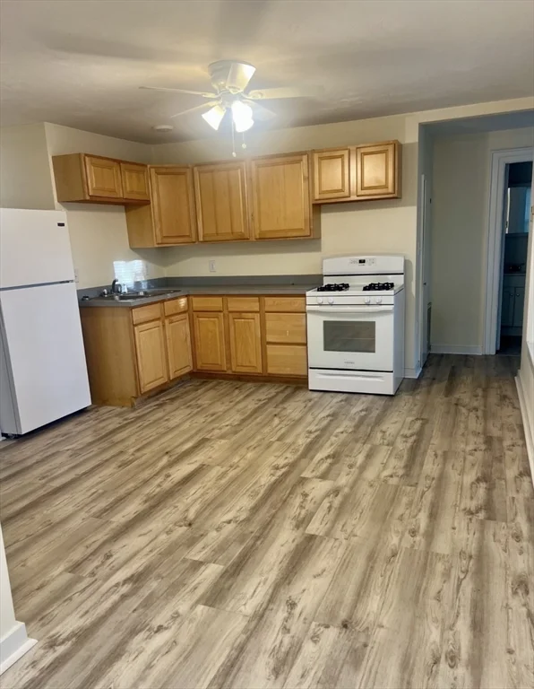 1 bed, 1 bath apartment for rent at 282 Main St Unit 2E, Spencer — photo 1 of 6