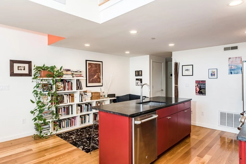 2 bed, 1 bath apartment for rent at 282 Marginal Unit 3A, East Boston — photo 3 of 36