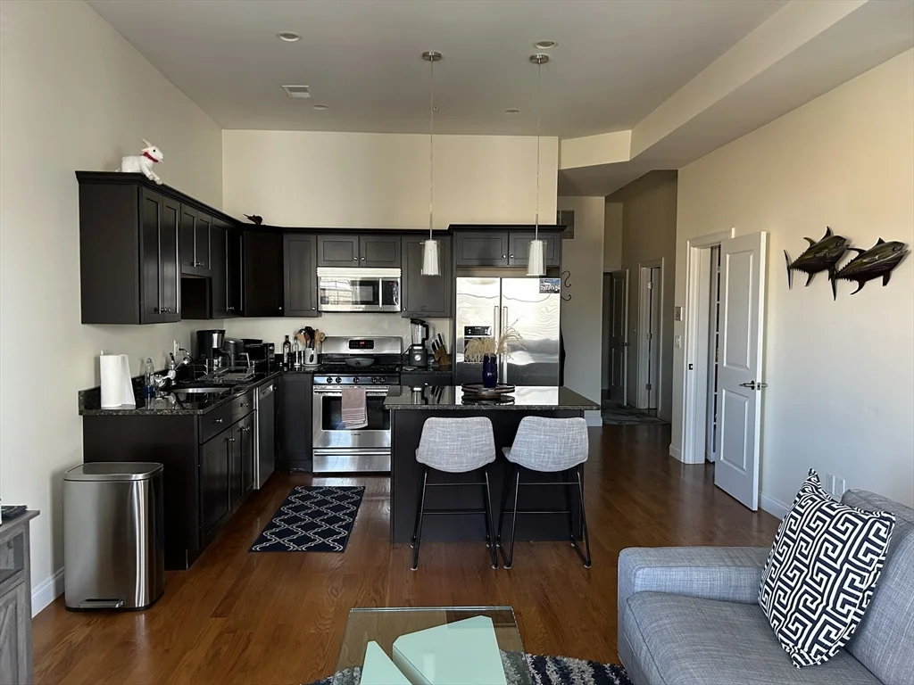 2 bed, 2 bath apartment for rent at 282 Maverick Unit 3, East Boston — photo 15 of 19