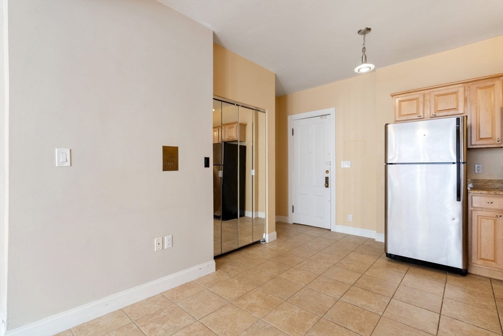 1 bed, 1 bath apartment for rent at 282 Newbury St Unit 7, Back Bay — photo 9 of 18