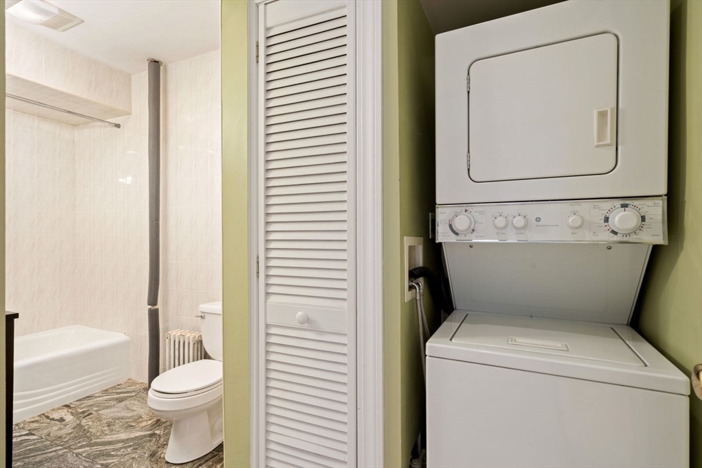1 bed, 1 bath apartment for rent at 282 Newbury St Unit 7, Back Bay — photo 16 of 18