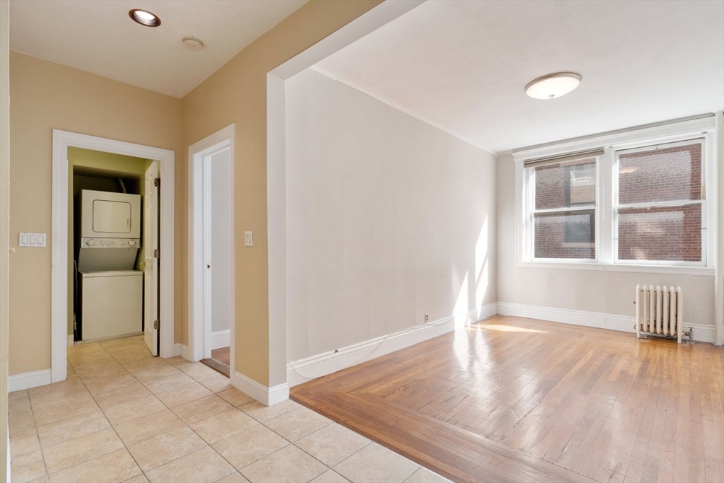 1 bed, 1 bath apartment for rent at 282 Newbury St Unit 7, Back Bay — photo 3 of 18