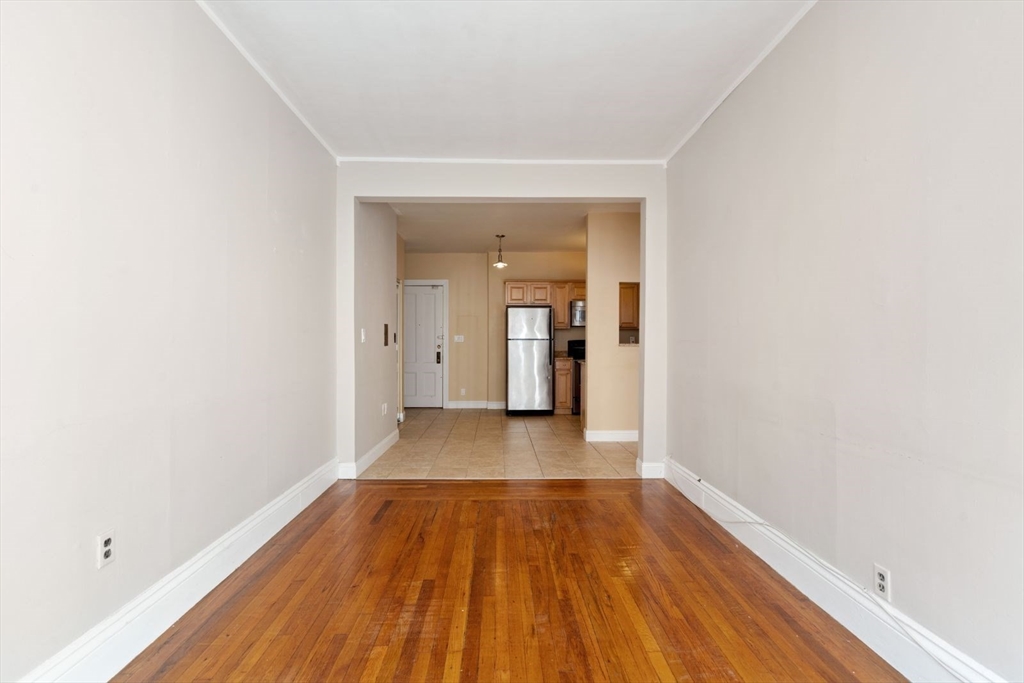 1 bed, 1 bath apartment for rent at 282 Newbury St Unit 7, Back Bay — photo 4 of 18