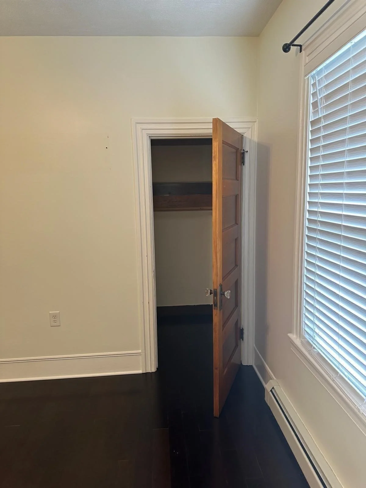 2 bed, 1 bath apartment for rent at 282 Orange St Unit 1, Fall River — photo 10 of 24