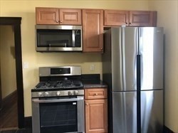 3 bed, 1 bath apartment for rent at 282 Walnut Ave Unit 4, Roxbury — photo 2 of 6