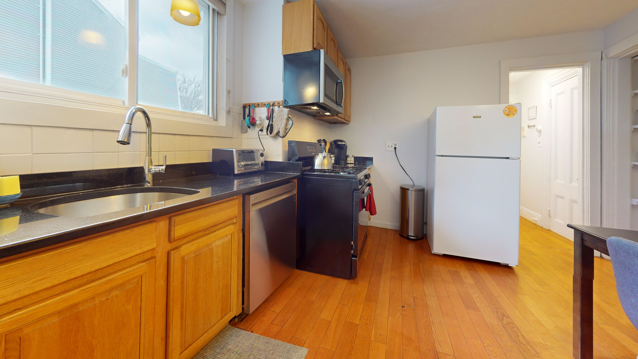1 bed, 1 bath apartment for rent at 282 Washington St Unit 2, Brookline Village — photo 9 of 20