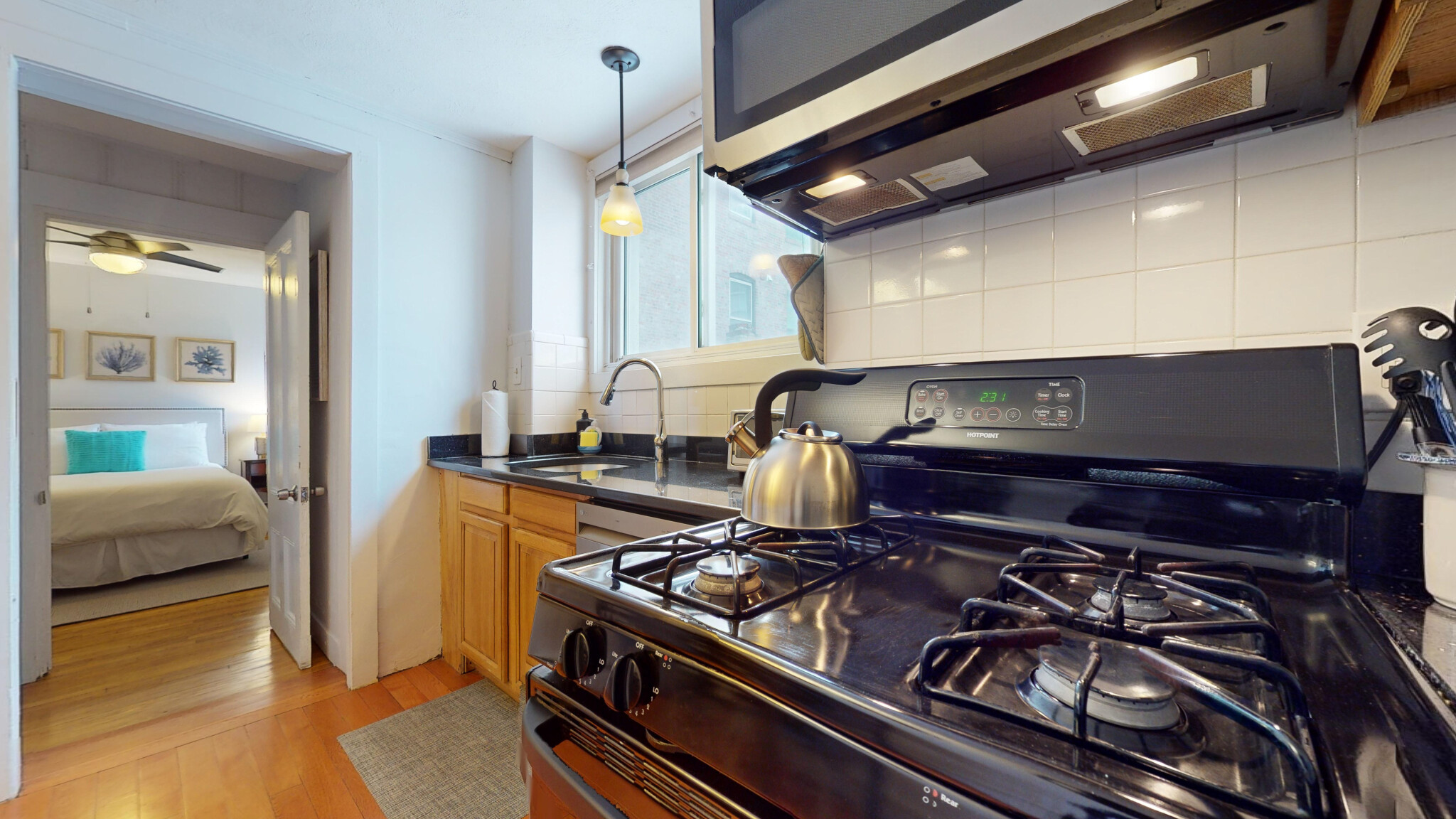 1 bed, 1 bath apartment for rent at 282 Washington St Unit 2, Brookline Village — photo 7 of 20