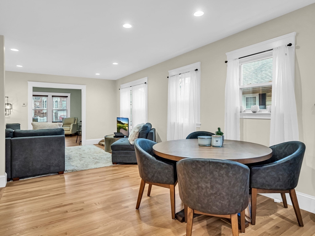 2 bed, 1 bath apartment for rent at 283 Ash St Unit 1, Waltham — photo 8 of 23