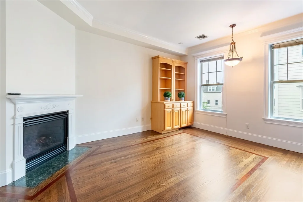 2 bed, 2 bath apartment for rent at 283 Bowen St Unit 2, South Boston