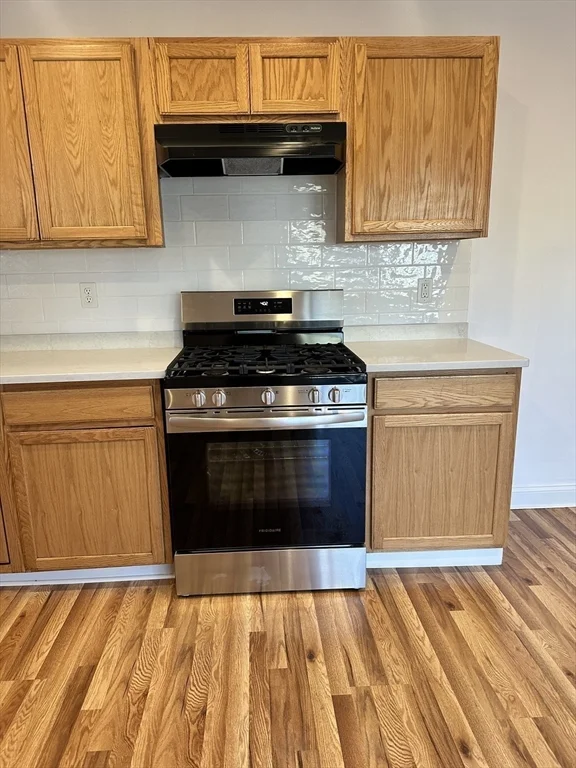 2 bed, 1 bath apartment for rent at 283 Broadway Unit 2, Central — photo 9 of 25