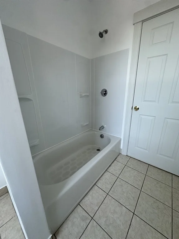 2 bed, 1 bath apartment for rent at 283 Broadway Unit 2, Central — photo 22 of 25