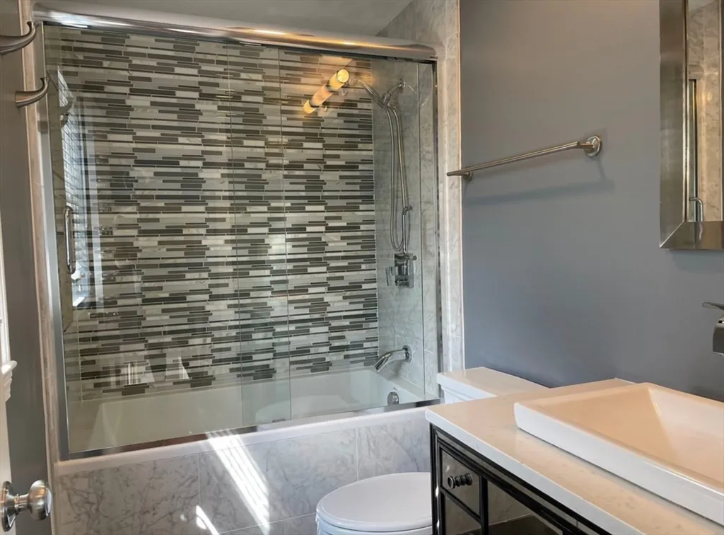 2 bed, 1.5 bath apartment for rent at 283 C St Unit 1, South Boston — photo 13 of 16