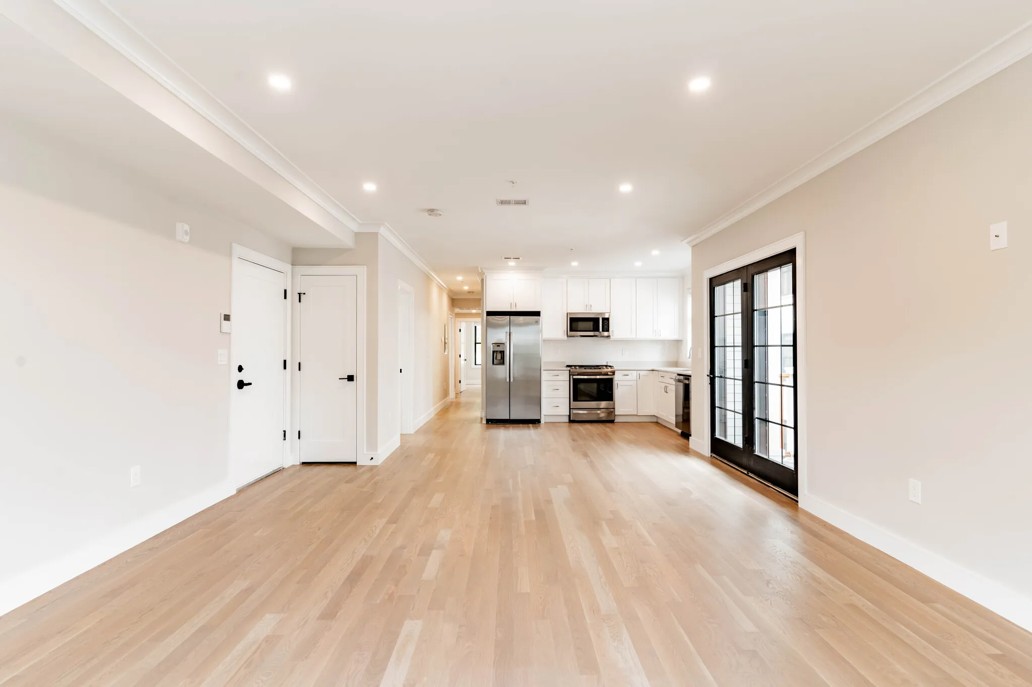 4 bed, 2 bath apartment for rent at 283 Lamartine St Unit 2, Jamaica Plain — photo 15 of 22