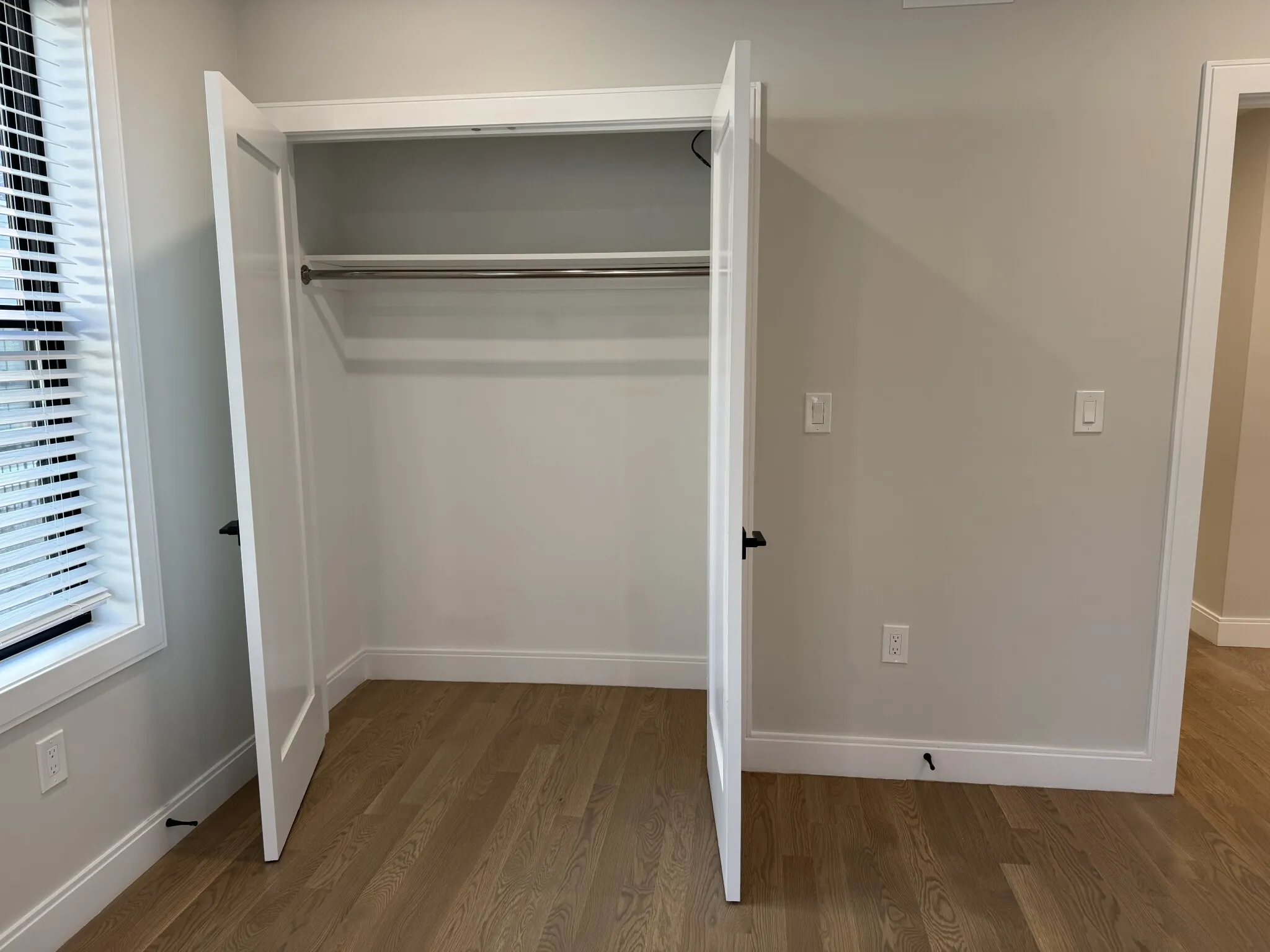 4 bed, 2 bath apartment for rent at 283 Lamartine St Unit 2, Jamaica Plain — photo 8 of 22