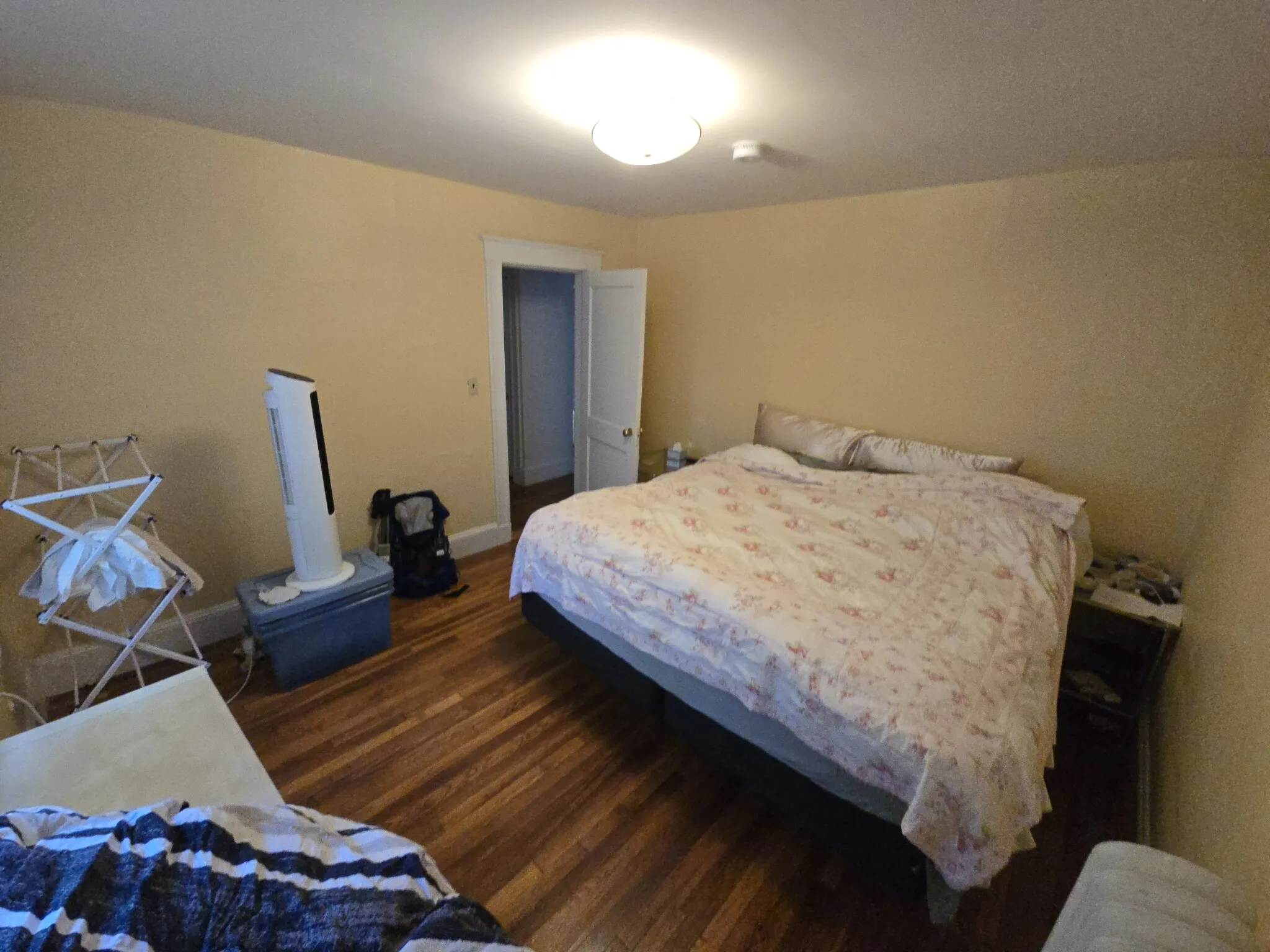 2.5 bed, 1 bath apartment for rent at 283 Lowell Ave Unit 1, Newtonville — photo 7 of 19