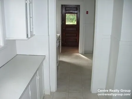 2.5 bed, 1 bath apartment for rent at 283 Lowell Ave Unit 1, Newtonville — photo 14 of 19