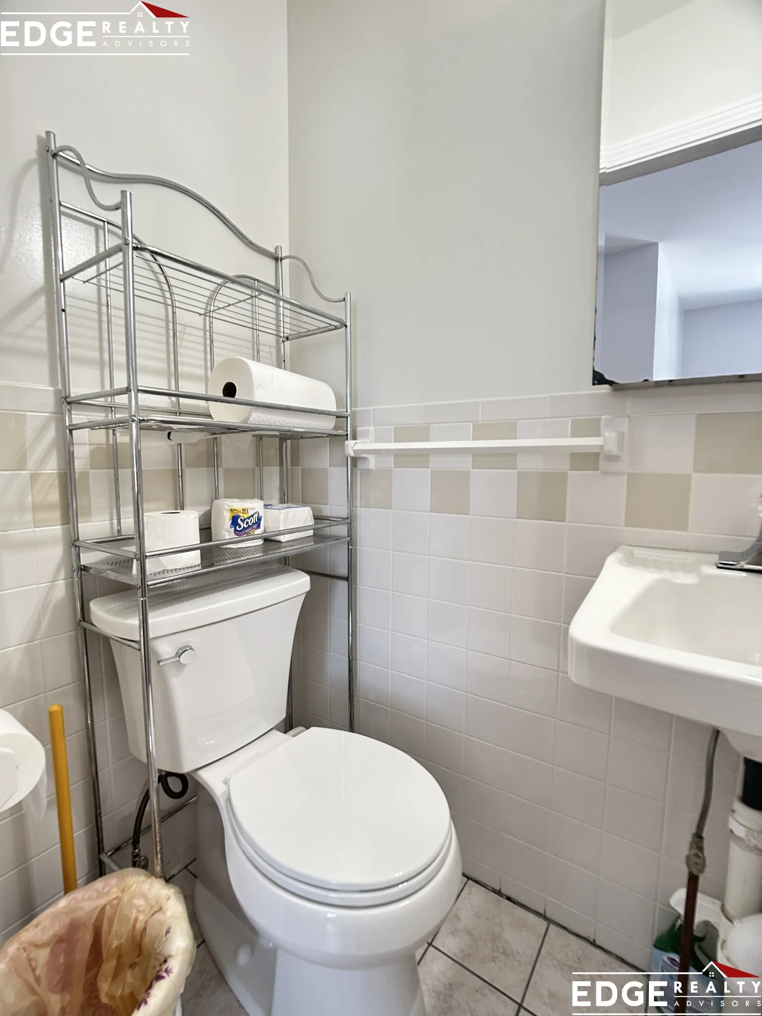 4 bed, 2.5 bath apartment for rent at 283 Market St Unit 1, Brighton — photo 15 of 20