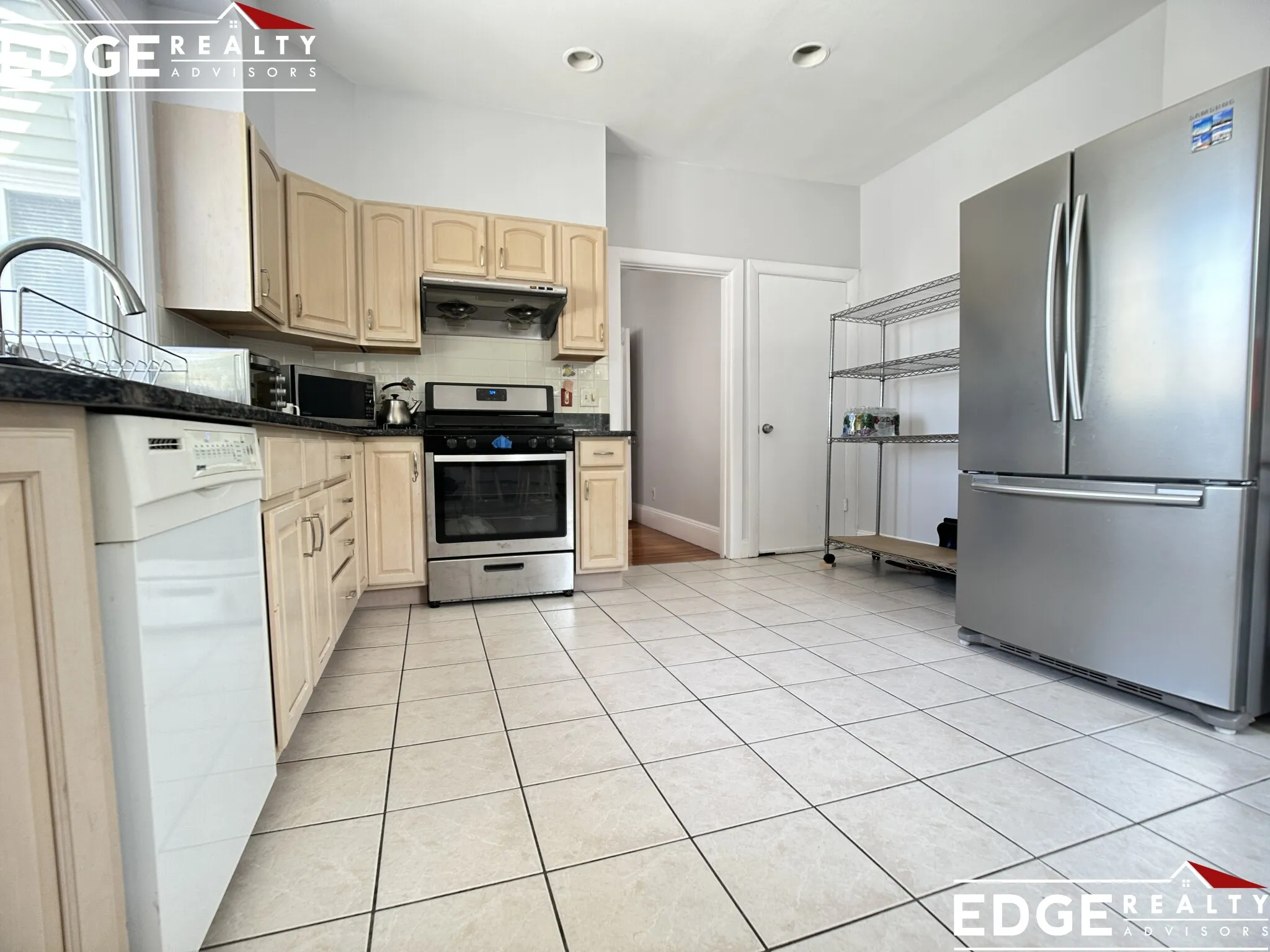 4 bed, 2.5 bath apartment for rent at 283 Market St Unit 1, Brighton — photo 11 of 20