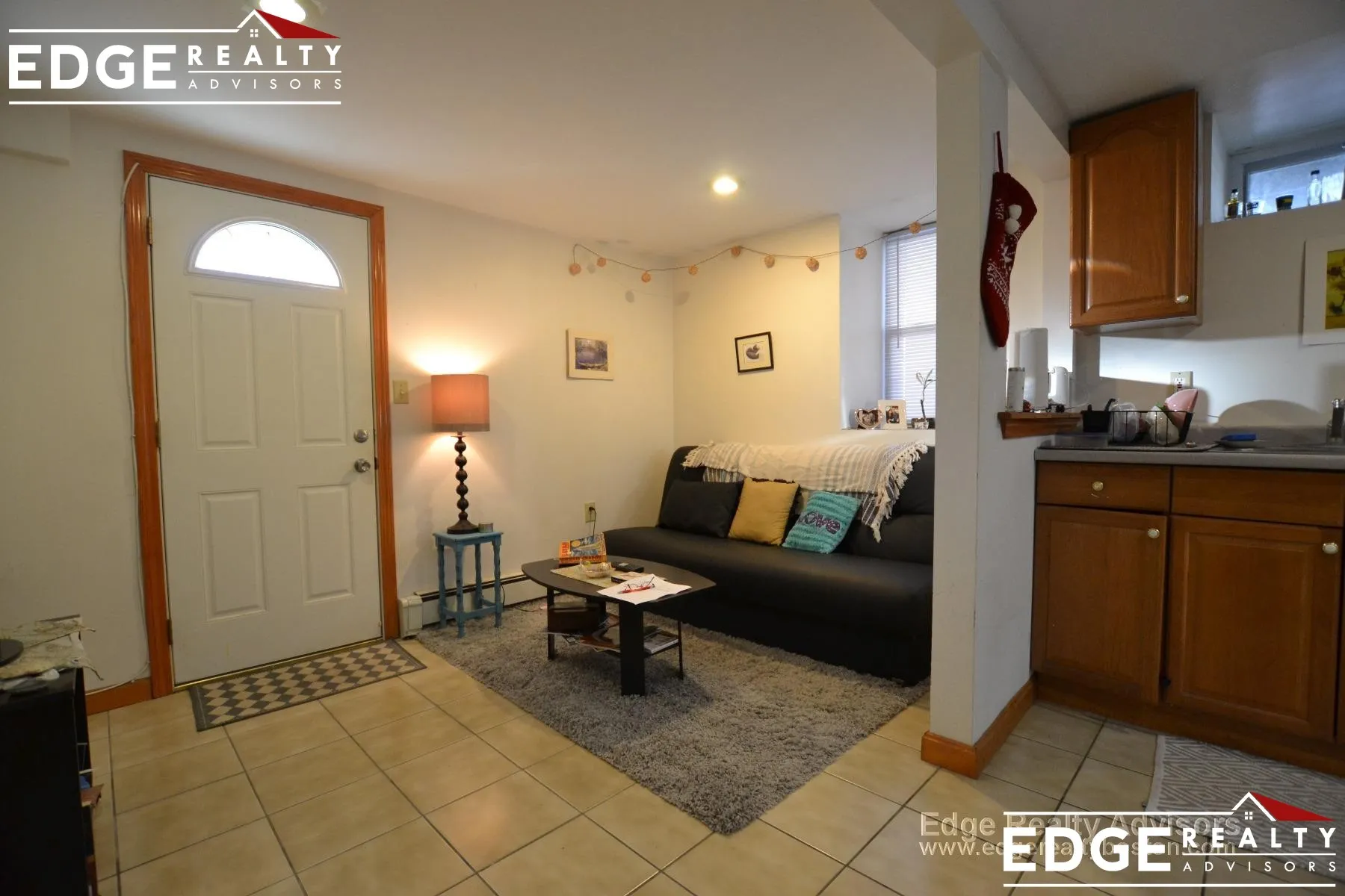 4 bed, 2.5 bath apartment for rent at 283 Market St Unit 1, Brighton — photo 9 of 20