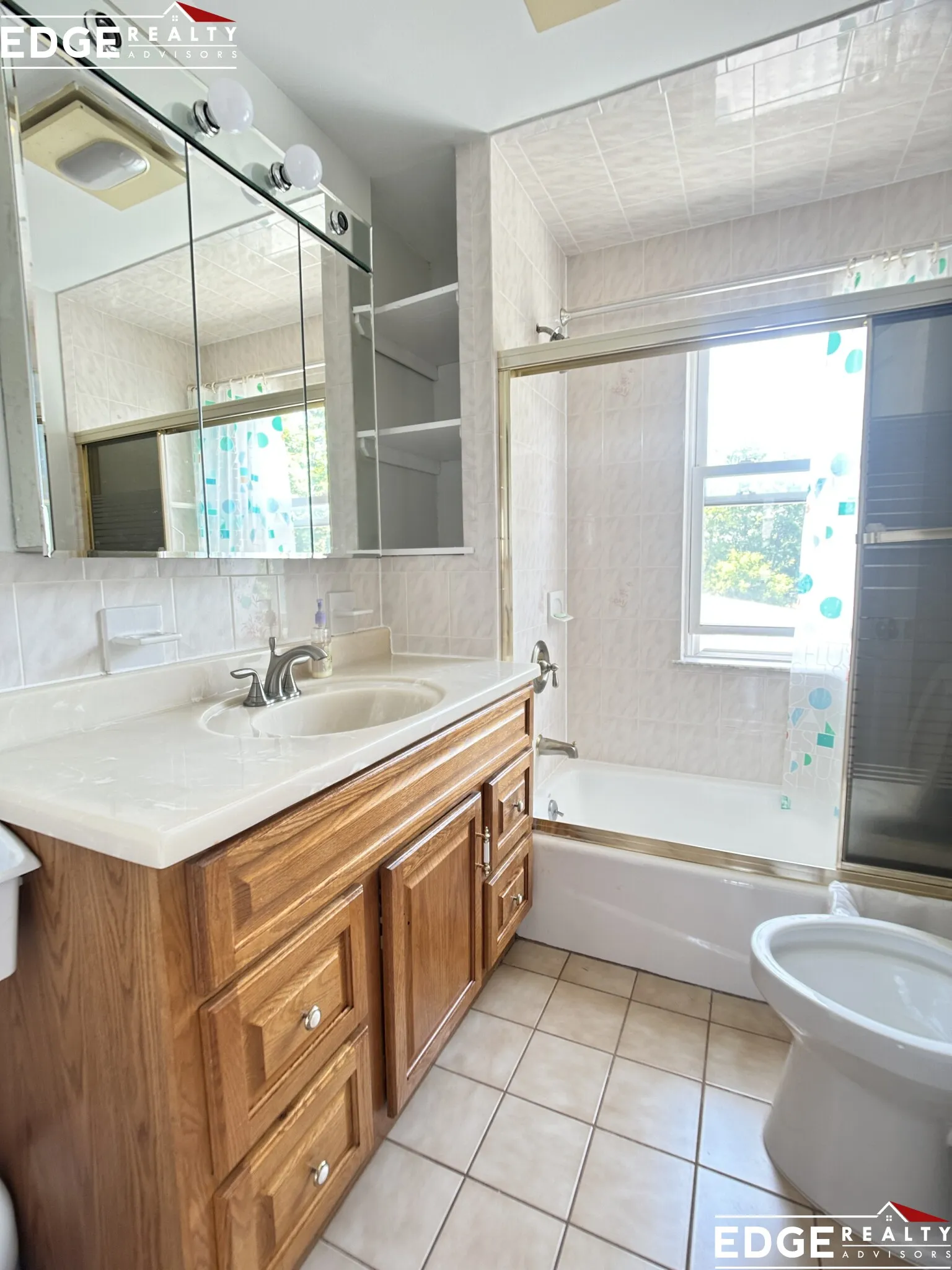 4 bed, 2.5 bath apartment for rent at 283 Market St Unit 1, Brighton — photo 17 of 20