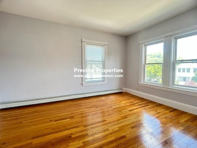 3 bed, 1.5 bath apartment for rent at 283 Market St Unit 1ST FLOOR, Brighton — photo 7 of 12