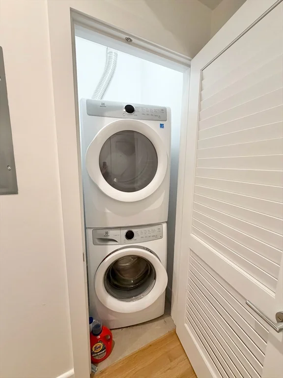 1 bed, 1 bath apartment for rent at 283 Old Colony Ave Unit 3, South Boston — photo 8 of 12