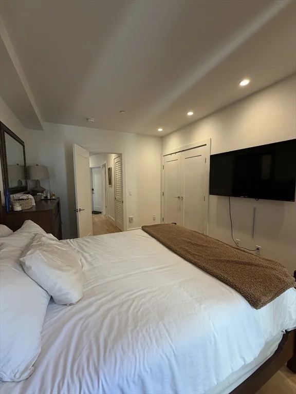 1 bed, 1 bath apartment for rent at 283 Old Colony Unit 1, South Boston — photo 10 of 13