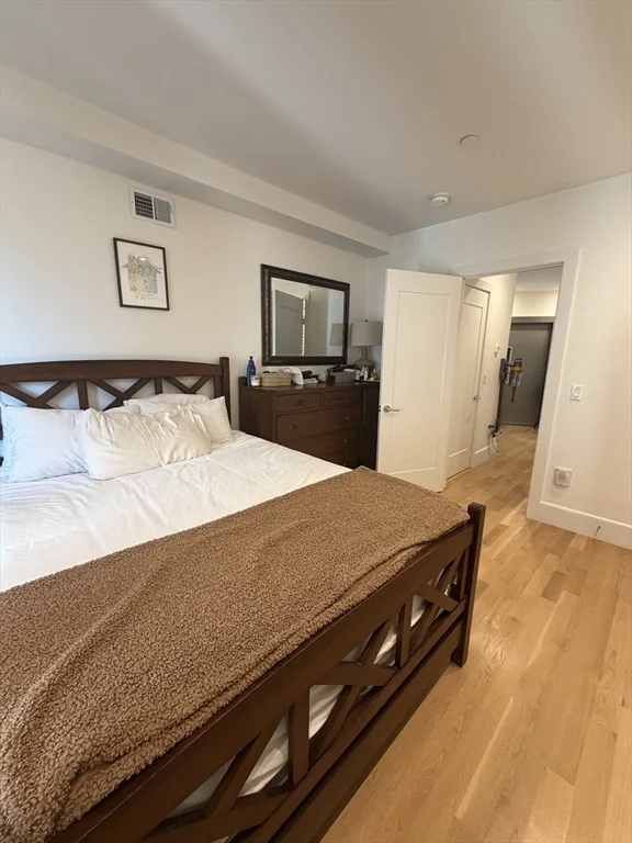 1 bed, 1 bath apartment for rent at 283 Old Colony Unit 1, South Boston — photo 9 of 13