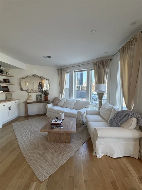 1 bed, 1 bath apartment for rent at 283 Old Colony Unit 1, South Boston — photo 6 of 13