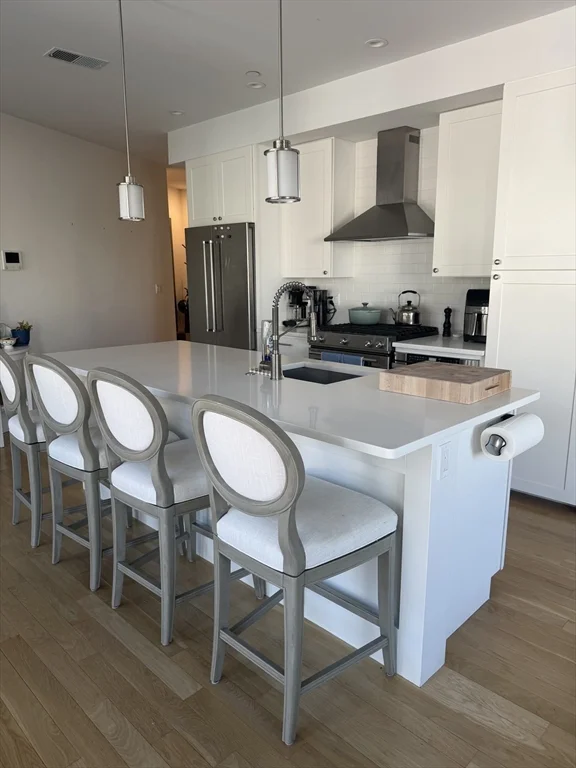 1 bed, 1 bath apartment for rent at 283 Old Colony Unit 1, South Boston — photo 2 of 13
