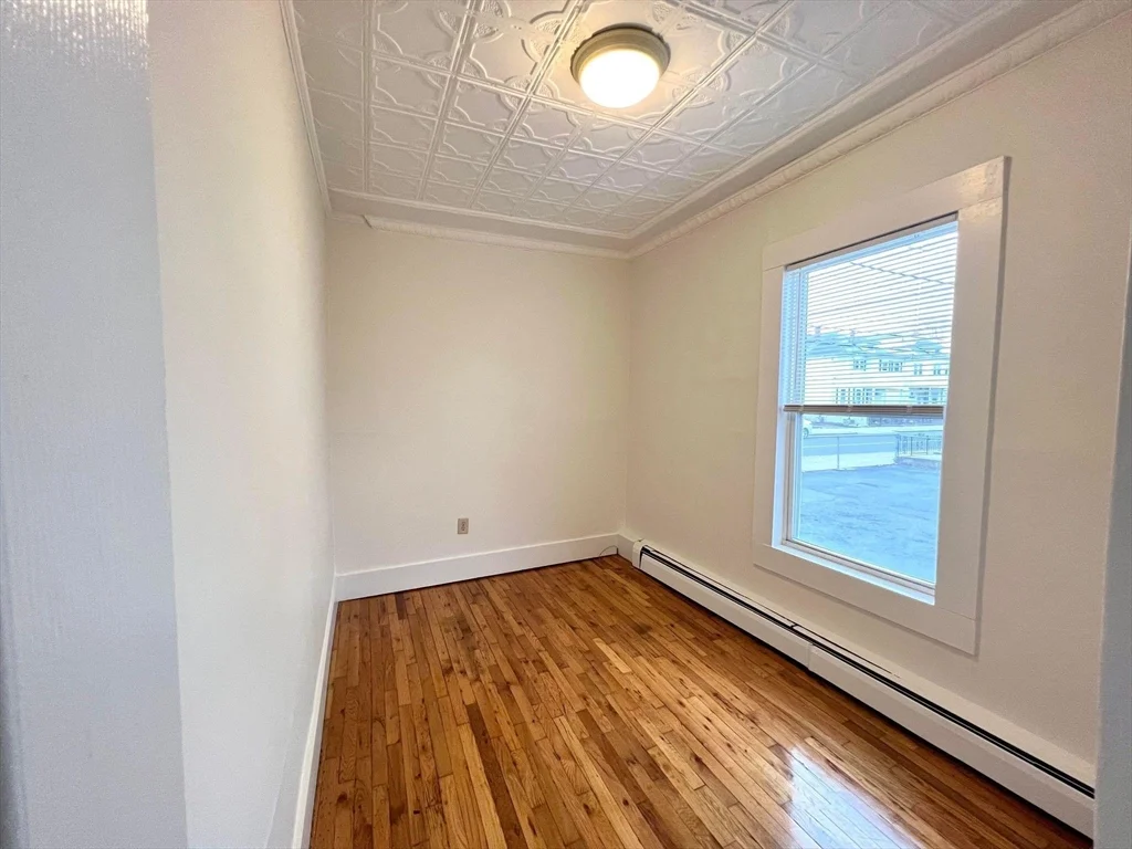 1 bed, 1 bath apartment for rent at 283 Pearl St Unit 1R, Malden — photo 8 of 12