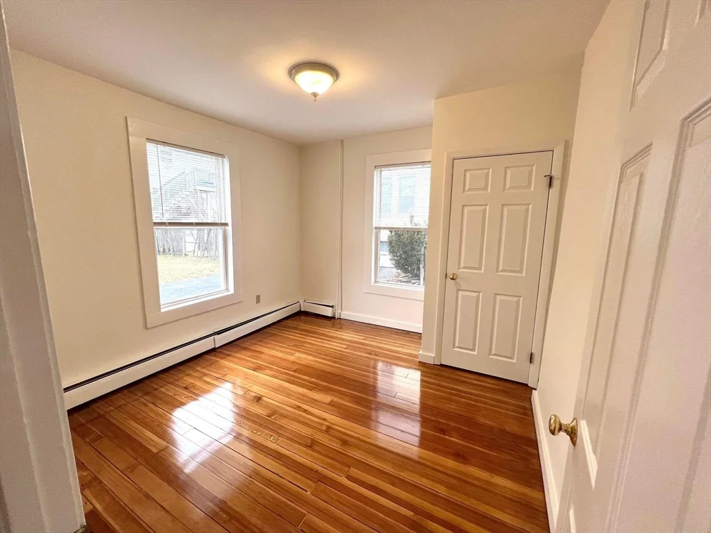 1 bed, 1 bath apartment for rent at 283 Pearl St Unit 1R, Malden — photo 5 of 12