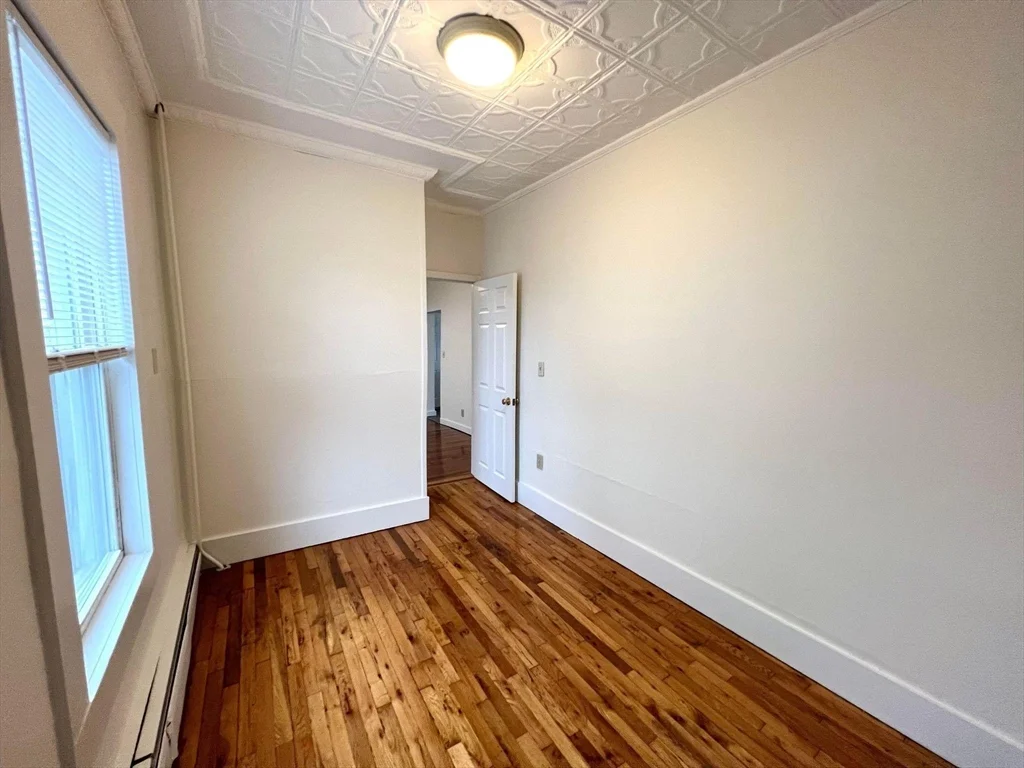 1 bed, 1 bath apartment for rent at 283 Pearl St Unit 1R, Malden — photo 9 of 12