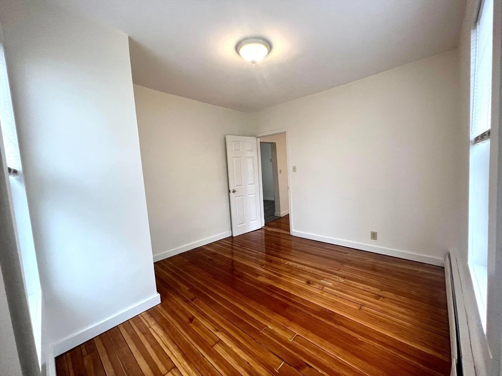 1 bed, 1 bath apartment for rent at 283 Pearl St Unit 1R, Malden — photo 6 of 12