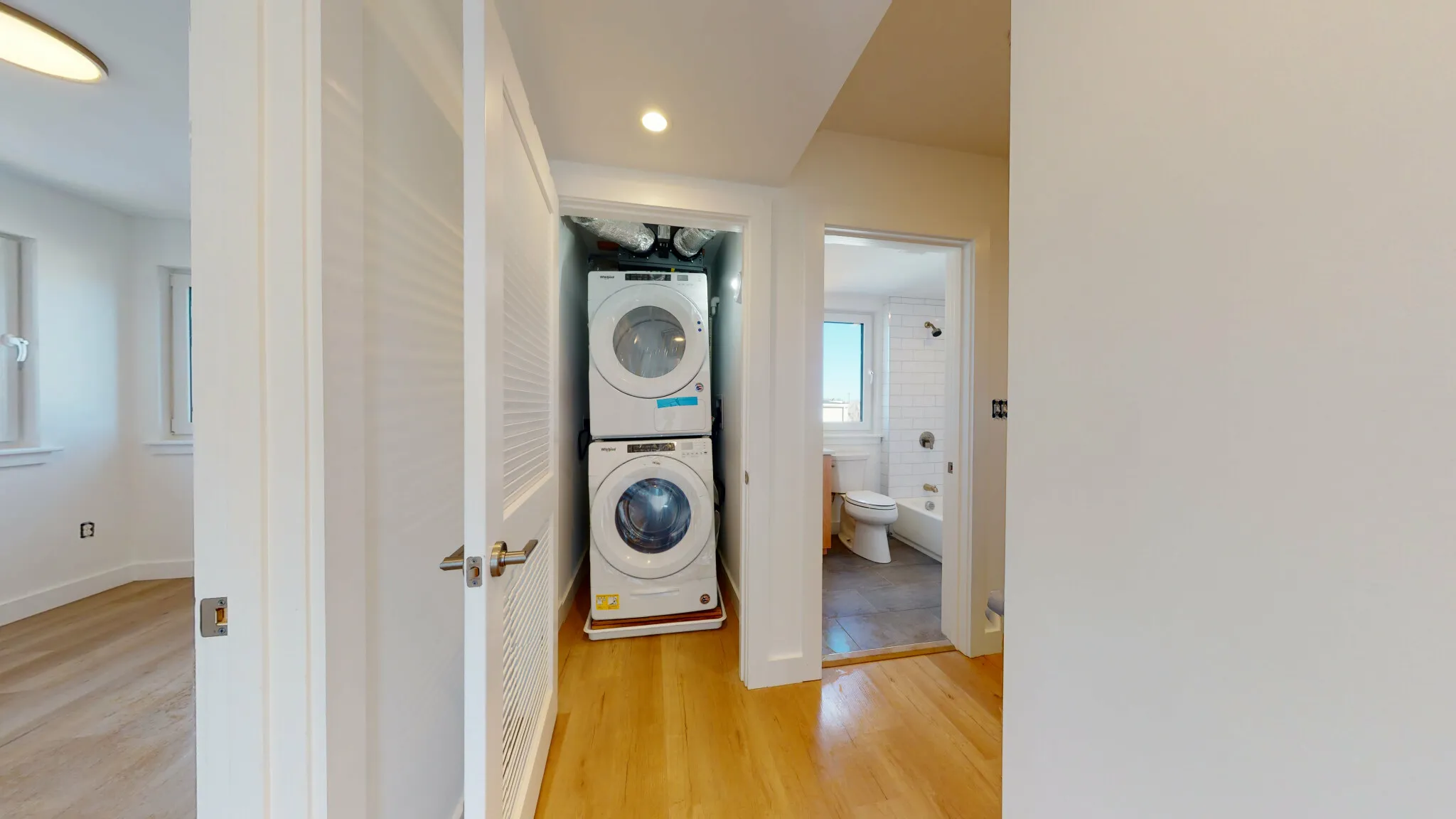 4 bed, 2 bath apartment for rent at 2837 Washington St Unit 2, Roxbury — photo 4 of 13