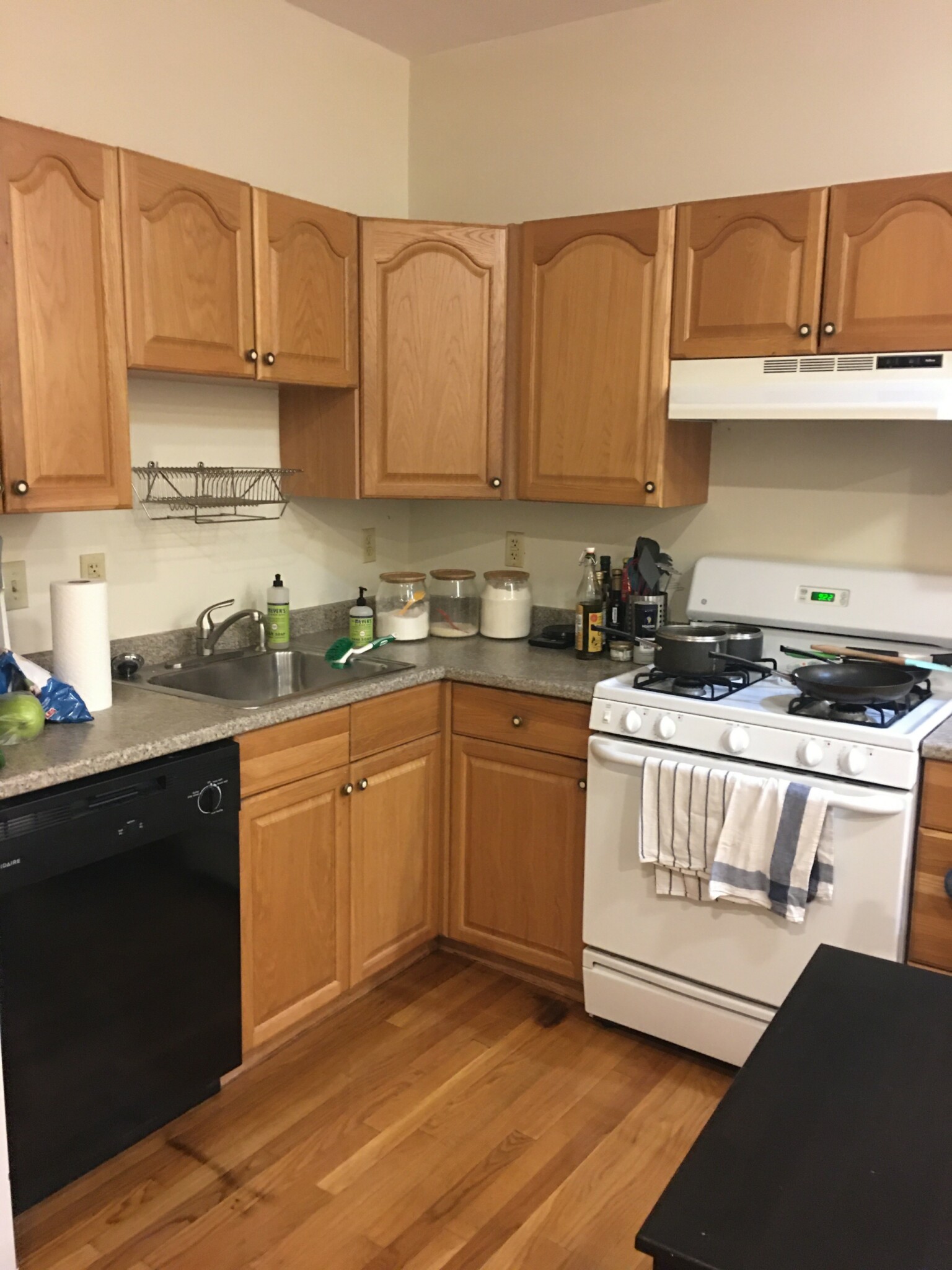 1 bed, 1 bath apartment for rent at 284 Beacon St Unit 1, Ward Two