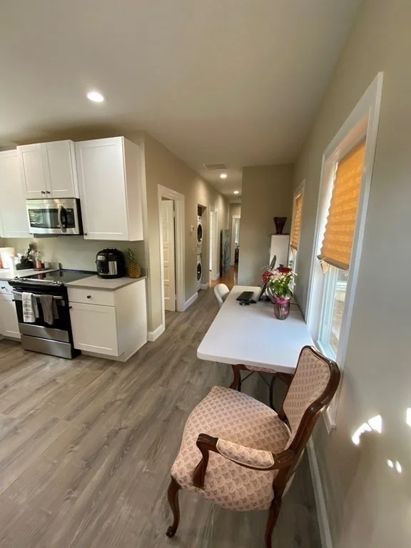 2 bed, 1 bath apartment for rent at 284 Central Unit 2, Mansfield — photo 2 of 22