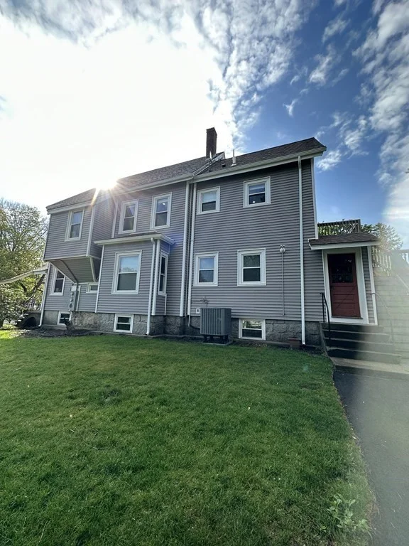 2 bed, 1 bath apartment for rent at 284 Central Unit 2T, Mansfield — photo 3 of 8