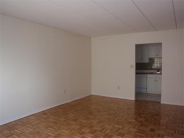 3 bed, 1 bath apartment for rent at 284 Harvard Unit 51, Central Square — photo 2 of 9