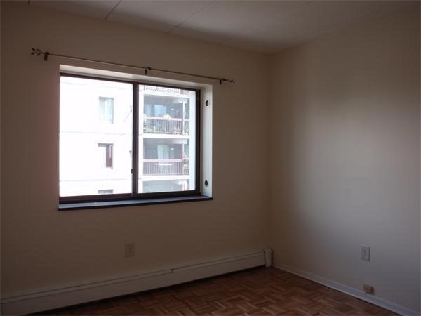 3 bed, 1 bath apartment for rent at 284 Harvard Unit 51, Central Square — photo 8 of 9