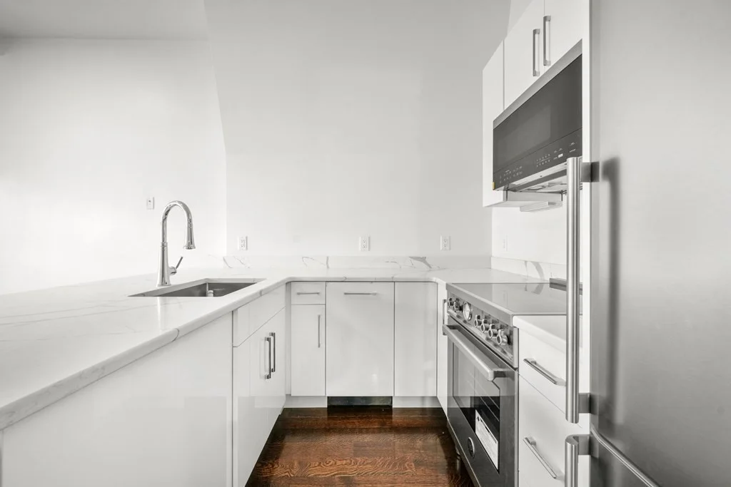 1 bed, 1 bath apartment for rent at 284 Marlborough Unit 8, Back Bay — photo 4 of 17