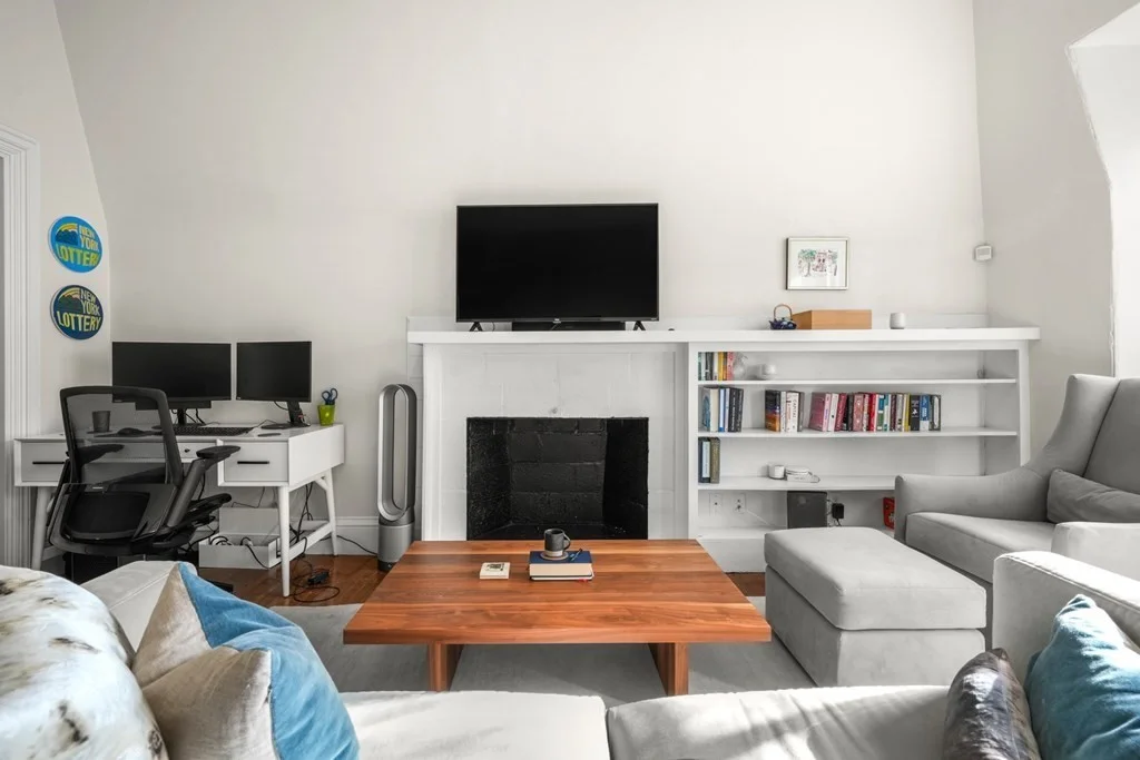 1 bed, 1 bath apartment for rent at 284 Marlborough Unit 9, Back Bay — photo 3 of 11
