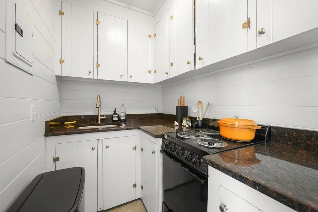 1 bed, 1 bath apartment for rent at 284 Marlborough Unit 9, Back Bay — photo 6 of 11