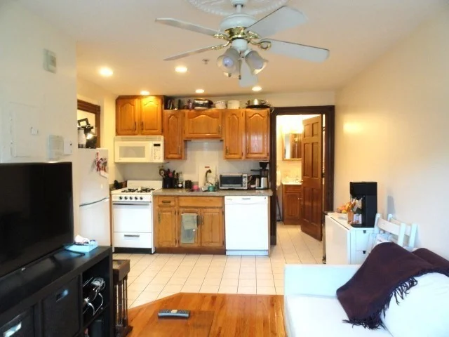 1 bed, 1 bath apartment for rent at 284 Shawmut Ave Unit 7, South End — photo 3 of 11