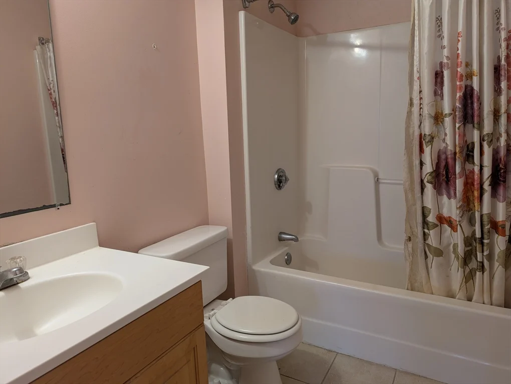 2 bed, 2 bath apartment for rent at 285 America Blvd Unit 285, Ashland — photo 18 of 18
